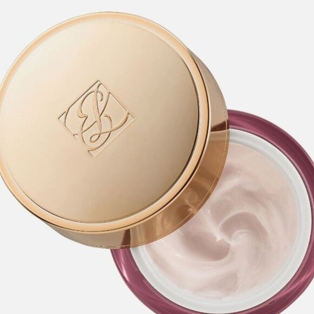 Estee Lauder Resilience Multi-Effect Night Tri-Peptide Face &‎ Neck Creme - Picture 5 of 10